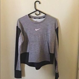 Nike sweat shirt